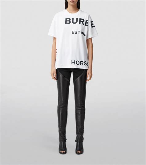 Burberry Horseferry Print Oversized T